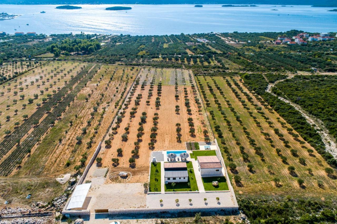 Estate Villa Duo Biograd Na Moru Exterior foto